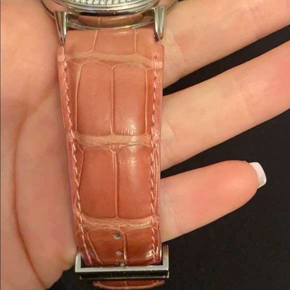 COPY - Watch - Picture 4 of 7